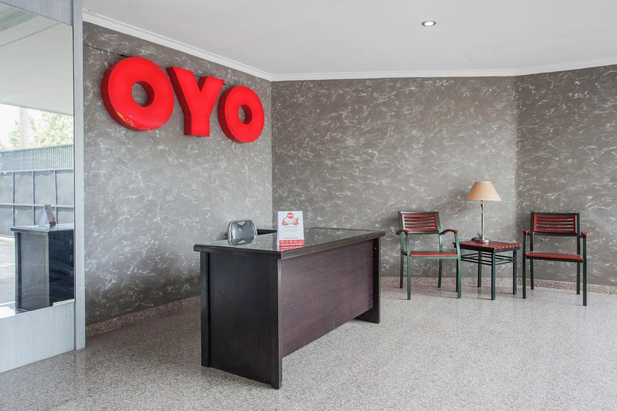 Super Oyo Capital O 134 Lg Residence Σουραμπάγια Εξωτερικό φωτογραφία
